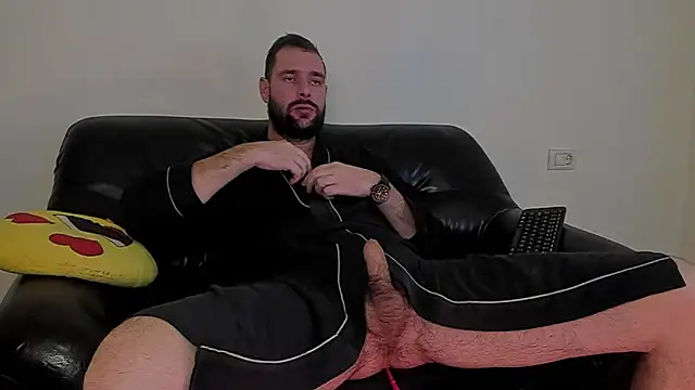 Snapshot of KingMalcom chatting on 11-26-25, 11:44 KingMalcom online show from 11-26-25, 11:44