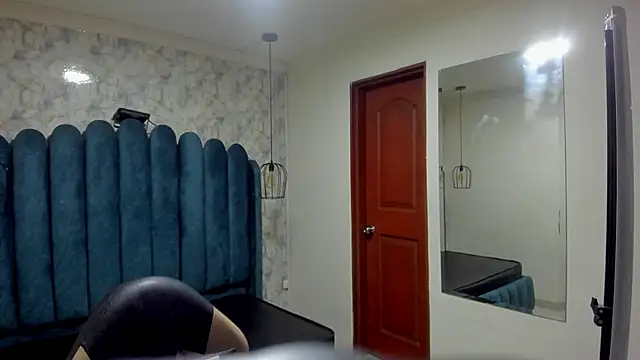 nalalye cruzz  online show from 11-22-25, 03:38