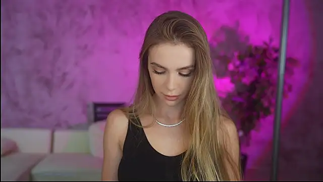 Snapshot of Anabelka054 chatting on 11-26-25, 03:35 Anabelka054 online show from 11-26-25, 03:35