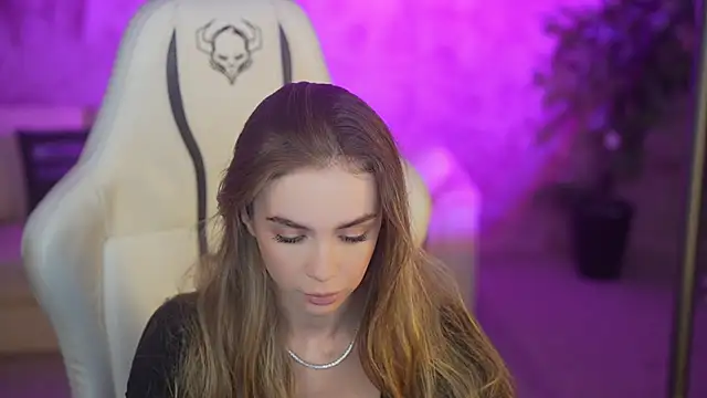 Snapshot of Anabelka054 chatting on 12-01-25, 11:37 Anabelka054 online show from 12-01-25, 11:37