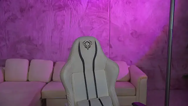 Snapshot of Anabelka054 chatting on 02-19-26, 11:28 Anabelka054 online show from 02-19-26, 11:28