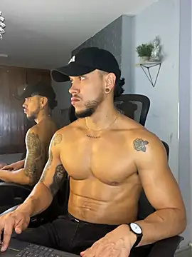 ARON TAYLER01 online show from 01-26-25, 12:43