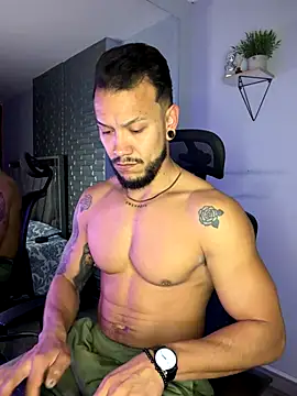 ARON TAYLER01 online show from 12-02-25, 10:31