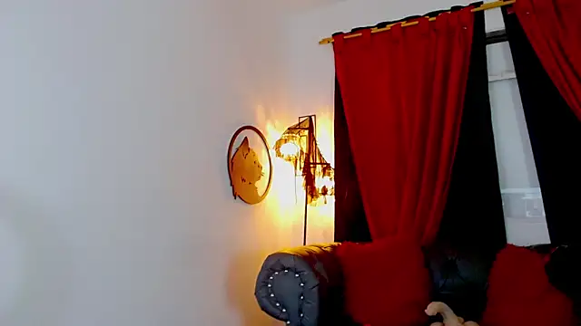 misslombana online show from 04-15-26, 03:46