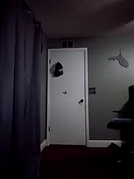 Snapshot of MrBiggBallz chatting on 01-19-25, 02:36 MrBiggBallz online show from 01-19-25, 02:36