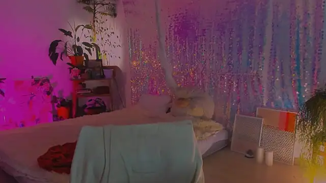 poli   online show from 12-16-24, 12:15