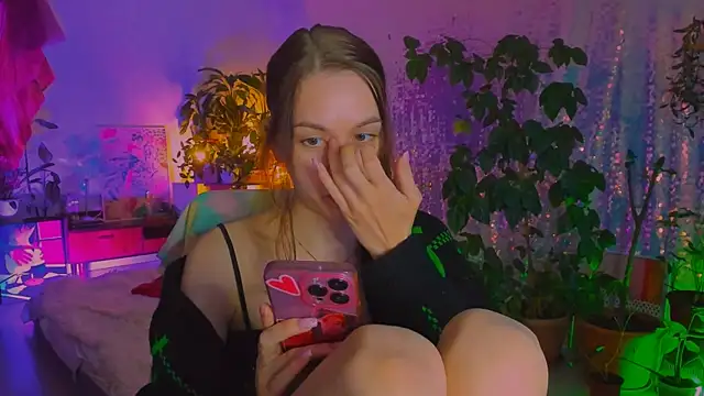 poli   online show from 04-18-26, 05:39