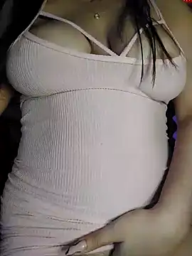 Snapshot of demonaughtyyy chatting on 01-12-25, 07:32 demonaughtyyy online show from 01-12-25, 07:32