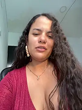 Snapshot of demonaughtyyy chatting on 09-28-25, 10:26 demonaughtyyy online show from 09-28-25, 10:26