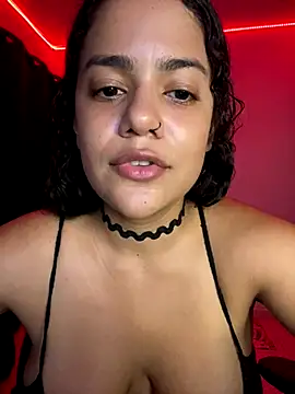Snapshot of demonaughtyyy chatting on 10-21-25, 02:56 demonaughtyyy online show from 10-21-25, 02:56