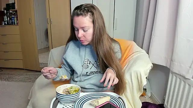 Rolla Coaster online show from 04-11-26, 07:18