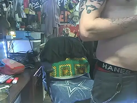 CloudDadddyyy420 online show from 09-23-25, 01:30