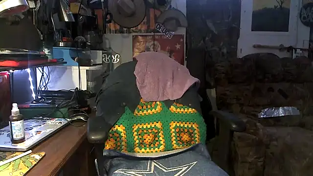 CloudDadddyyy420 online show from 09-23-25, 02:42