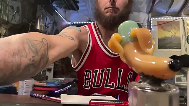 CloudDadddyyy420 online show from 10-28-25, 03:25