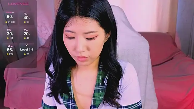 Snapshot of Wendy__Hills chatting on 12-22-25, 05:26 Wendy Hills online show from 12-22-25, 05:26