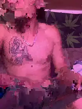 Snapshot of bugboy chatting on 04-24-26, 03:31 bugboy online show from 04-24-26, 03:31