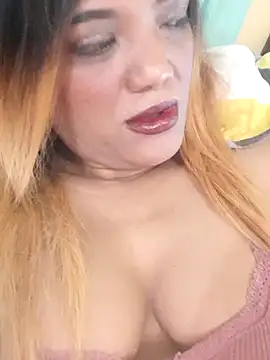 Snapshot of Indianpleasure300 chatting on 03-10-26, 07:19 Indianpleasure300 online show from 03-10-26, 07:19