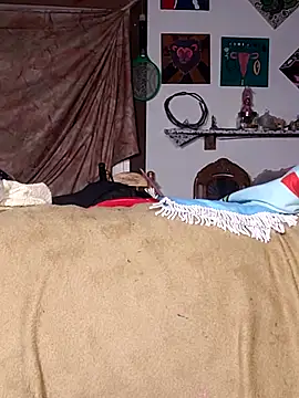 Snapshot of Diosagata chatting on 10-01-25, 03:23 Diosagata online show from 10-01-25, 03:23