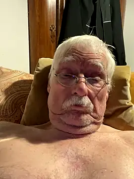 Steffibi1954 online show from 11-13-25, 09:03