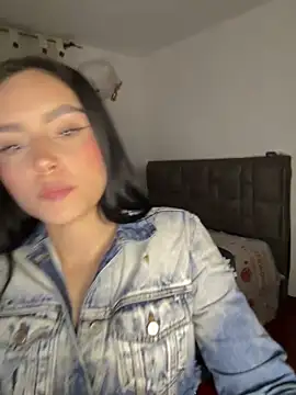 salome polaniiee online show from 04-11-26, 05:12