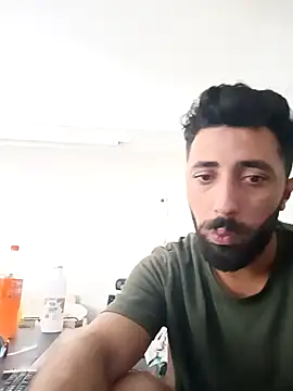 Snapshot of Rakiyy34 chatting on 09-25-25, 09:24 Rakiyy34 online show from 09-25-25, 09:24