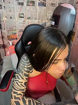 i am nina  online show from 04-11-26, 07:45