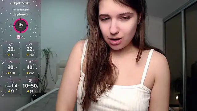 Snapshot of SayMeow_ chatting on 12-10-24, 06:22 SayMeow online show from 12-10-24, 06:22