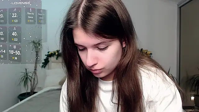 Snapshot of SayMeow_ chatting on 12-17-24, 04:23 SayMeow online show from 12-17-24, 04:23