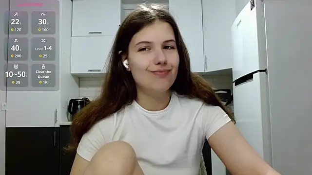 Snapshot of SayMeow_ chatting on 05-12-26, 08:39 SayMeow online show from 05-12-26, 08:39