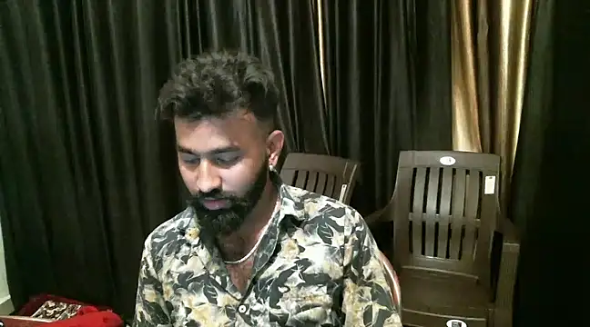 Snapshot of indian2 chatting on 12-22-24, 11:11 indian2 online show from 12-22-24, 11:11