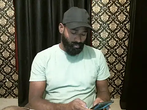 Snapshot of indian2 chatting on 10-11-25, 06:45 indian2 online show from 10-11-25, 06:45