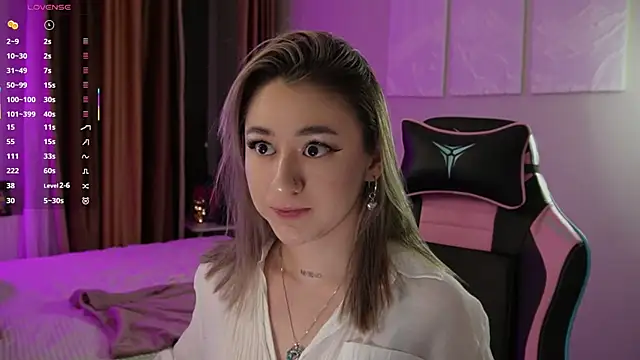 Snapshot of Fiona-Love chatting on 01-14-26, 05:18 Fiona-Love online show from 01-14-26, 05:18