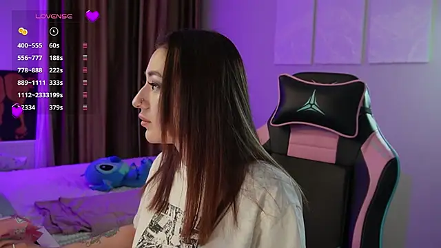 Fiona-Love online show from 05-17-26, 05:20