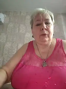 Snapshot of EffectFiona chatting on 01-13-25, 05:01 EffectFiona online show from 01-13-25, 05:01