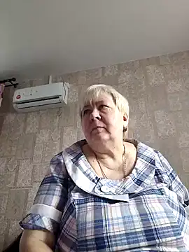 Snapshot of EffectFiona chatting on 02-27-25, 03:47 EffectFiona online show from 02-27-25, 03:47