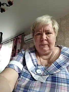 Snapshot of EffectFiona chatting on 02-28-25, 03:04 EffectFiona online show from 02-28-25, 03:04