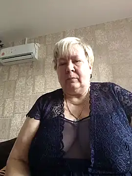 Snapshot of EffectFiona chatting on 02-28-25, 11:36 EffectFiona online show from 02-28-25, 11:36