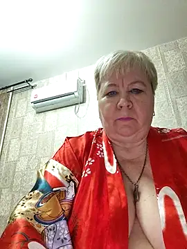 Snapshot of EffectFiona chatting on 09-12-25, 11:04 EffectFiona online show from 09-12-25, 11:04