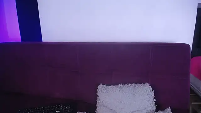 Miss Loise online show from 01-07-25, 04:16