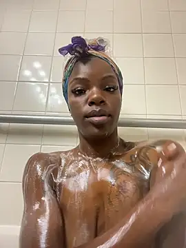 Snapshot of wishwashhy22 chatting on 03-12-26, 10:32 wishwashhy22 online show from 03-12-26, 10:32