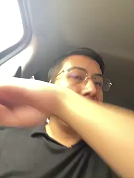 andrewmhilton  online show from 03-08-25, 06:16