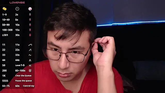 andrewmhilton  online show from 10-05-25, 06:34