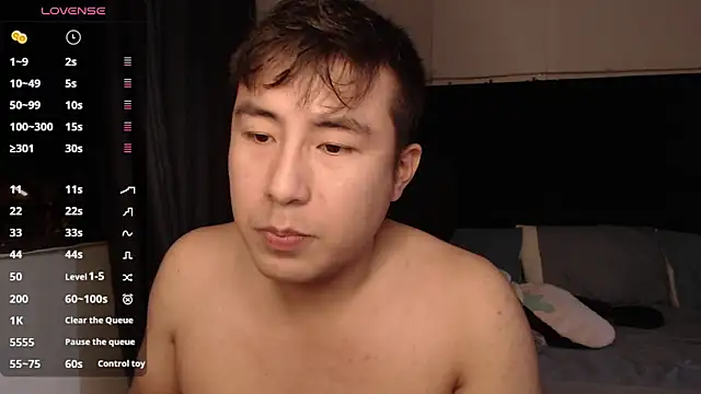 andrewmhilton  online show from 10-27-25, 05:44