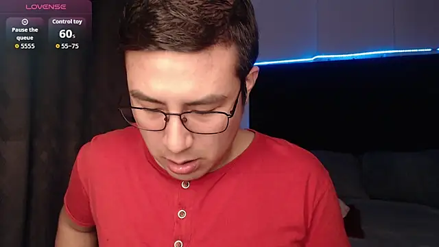 andrewmhilton  online show from 11-30-25, 05:33