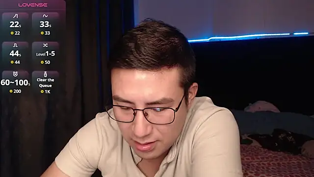 andrewmhilton  online show from 12-21-25, 06:20