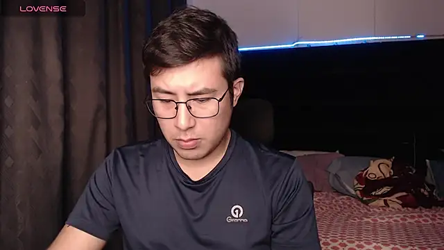 andrewmhilton  online show from 01-17-26, 07:13