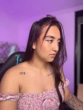 Snapshot of _Tammyy chatting on 01-15-26, 01:59 Tammyy online show from 01-15-26, 01:59