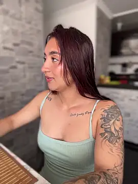 Snapshot of _Tammyy chatting on 02-06-26, 12:30 Tammyy online show from 02-06-26, 12:30