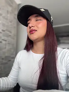 Snapshot of _Tammyy chatting on 03-11-26, 05:19 Tammyy online show from 03-11-26, 05:19