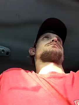 Snapshot of Midwestalpha chatting on 12-22-25, 09:45 Midwestalpha online show from 12-22-25, 09:45